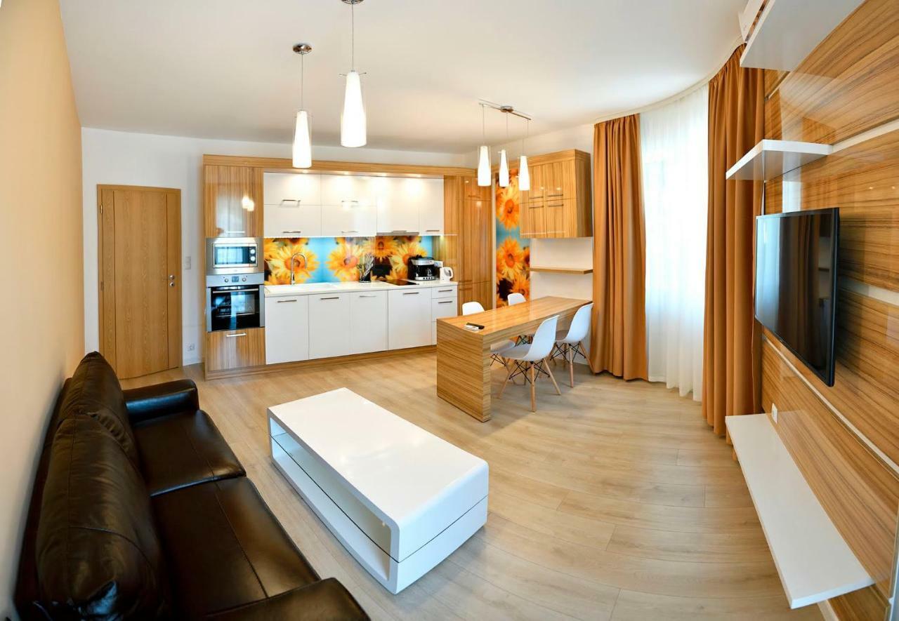 Varchev 1 Apartment Varna ภายนอก รูปภาพ